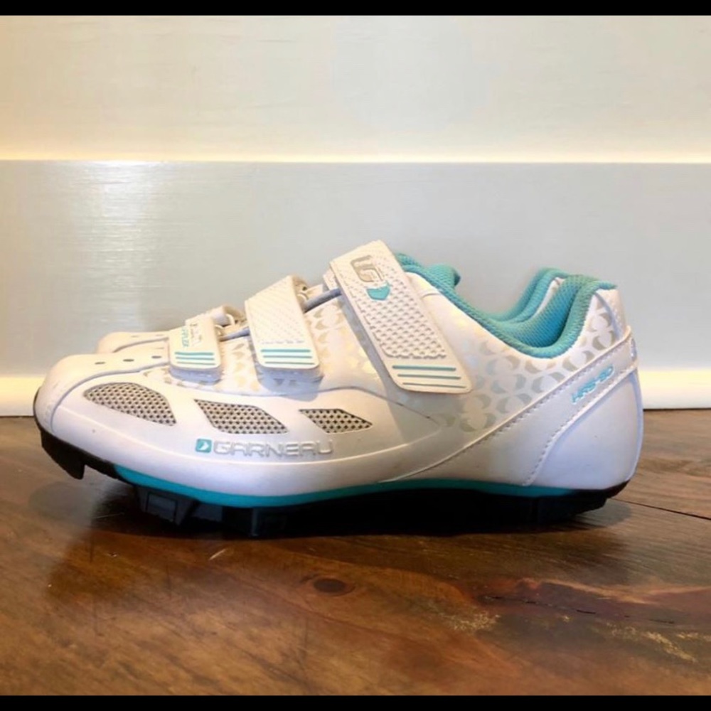 Garneau cycling shoes